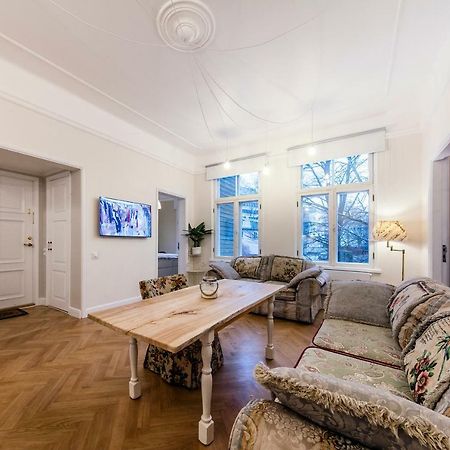 Modern History Apartment Tallinn Luaran gambar