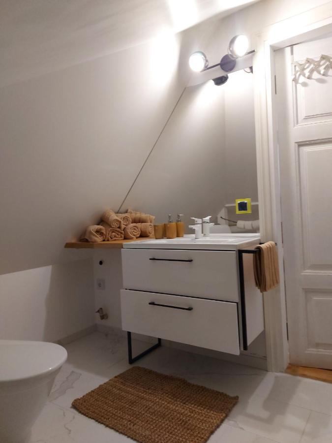 Modern History Apartment Tallinn Luaran gambar