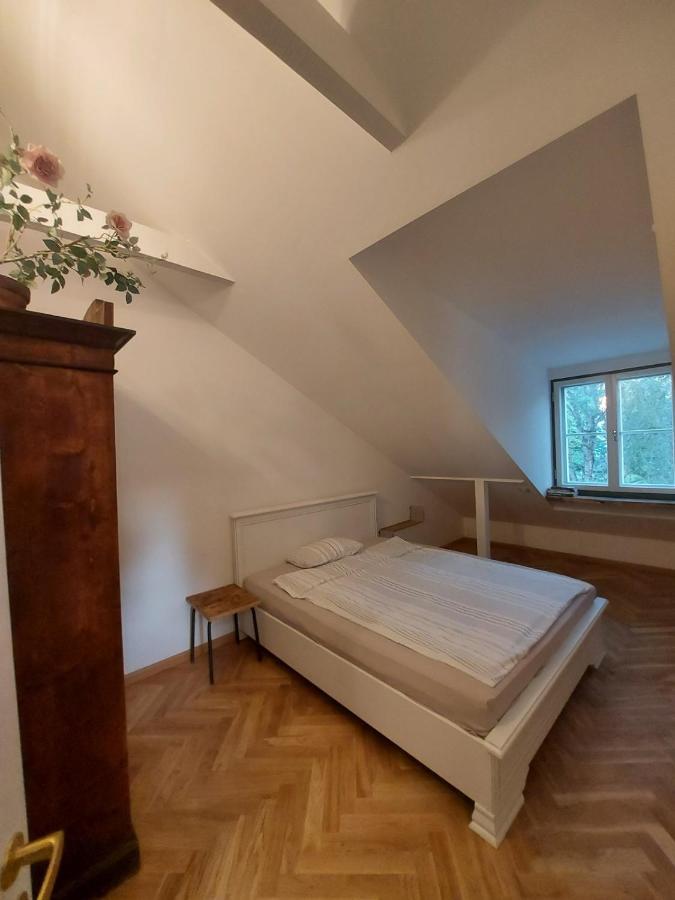 Modern History Apartment Tallinn Luaran gambar