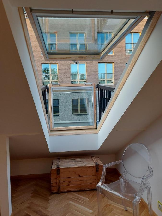 Modern History Apartment Tallinn Luaran gambar