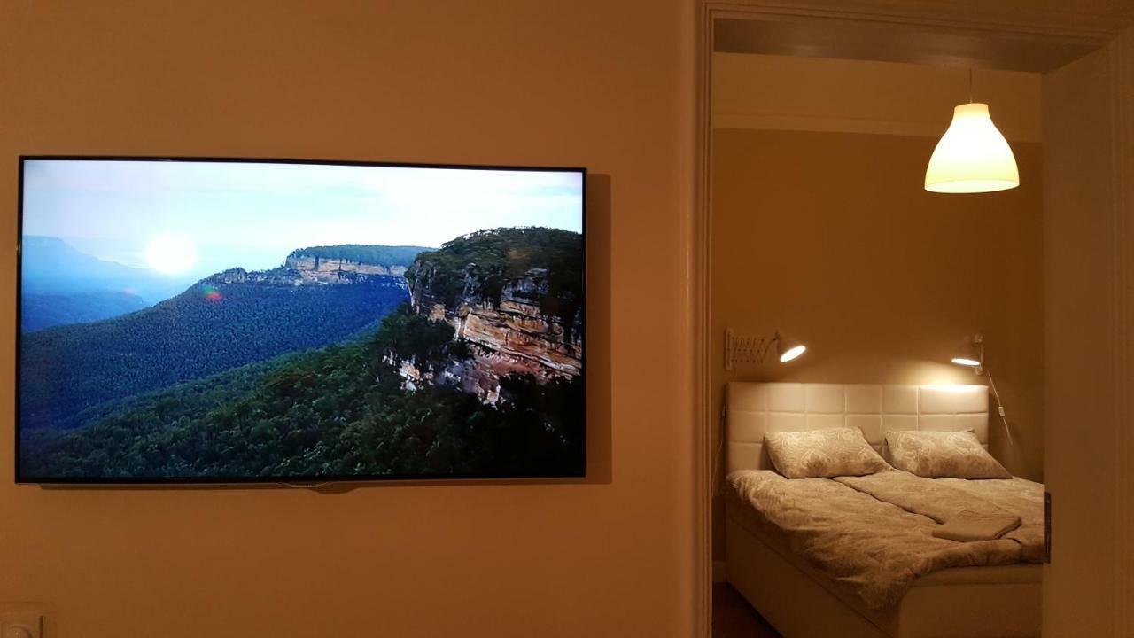 Modern History Apartment Tallinn Luaran gambar