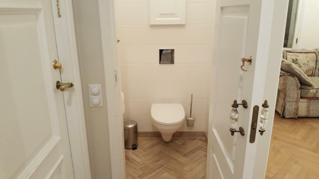 Modern History Apartment Tallinn Luaran gambar