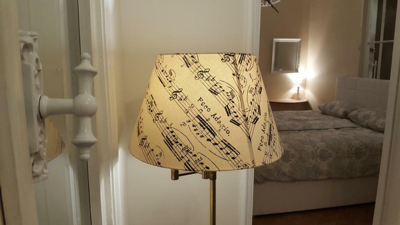 Modern History Apartment Tallinn Luaran gambar