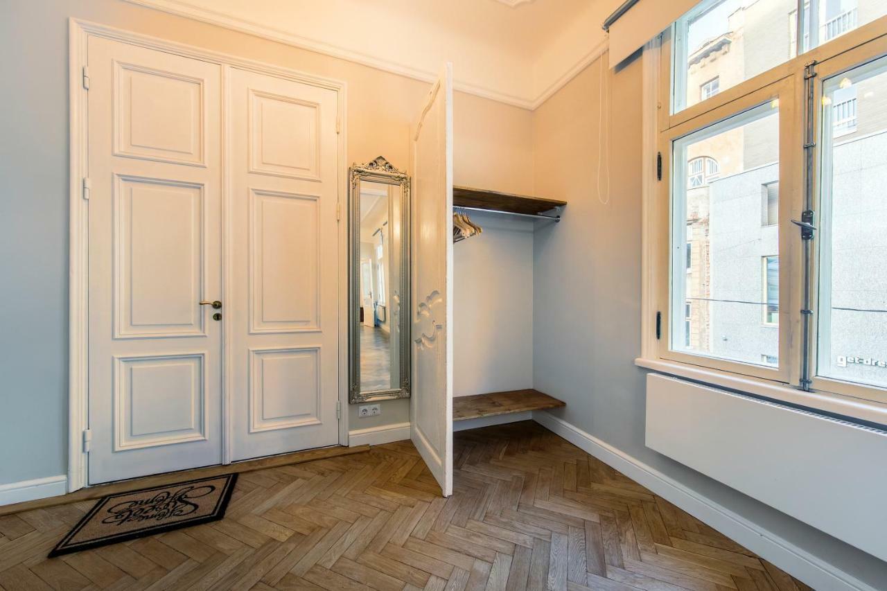 Modern History Apartment Tallinn Luaran gambar