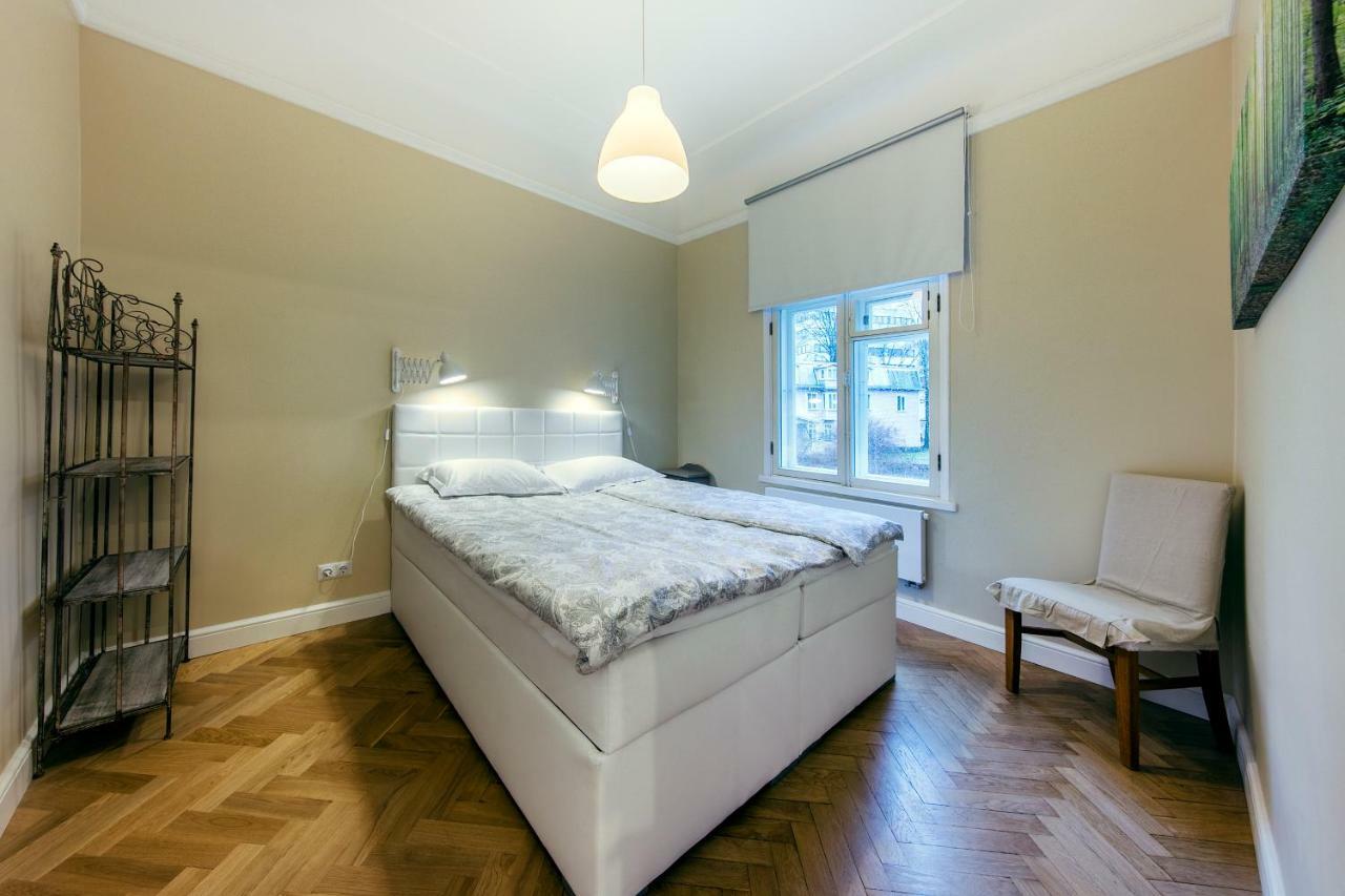 Modern History Apartment Tallinn Luaran gambar
