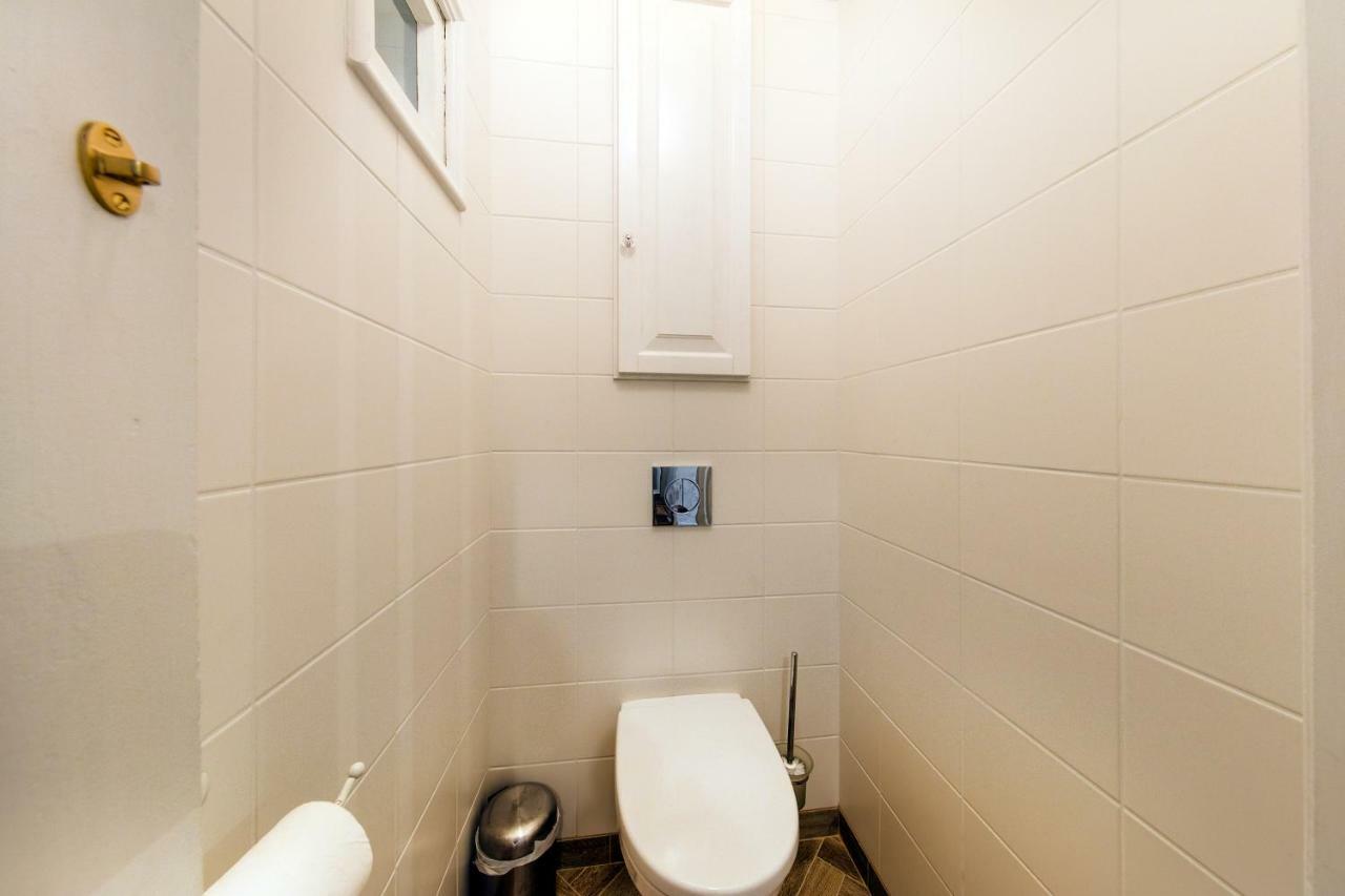 Modern History Apartment Tallinn Luaran gambar